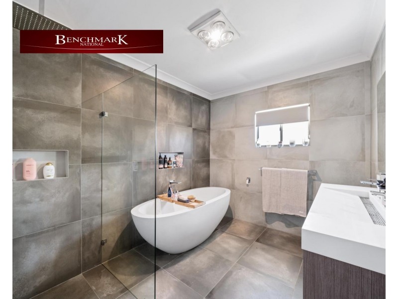 10 Derby Crescent, Chipping Norton NSW 2170