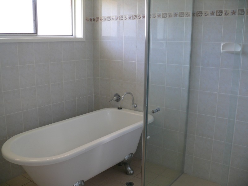 10 Vasta Ave, Moorebank NSW 2170