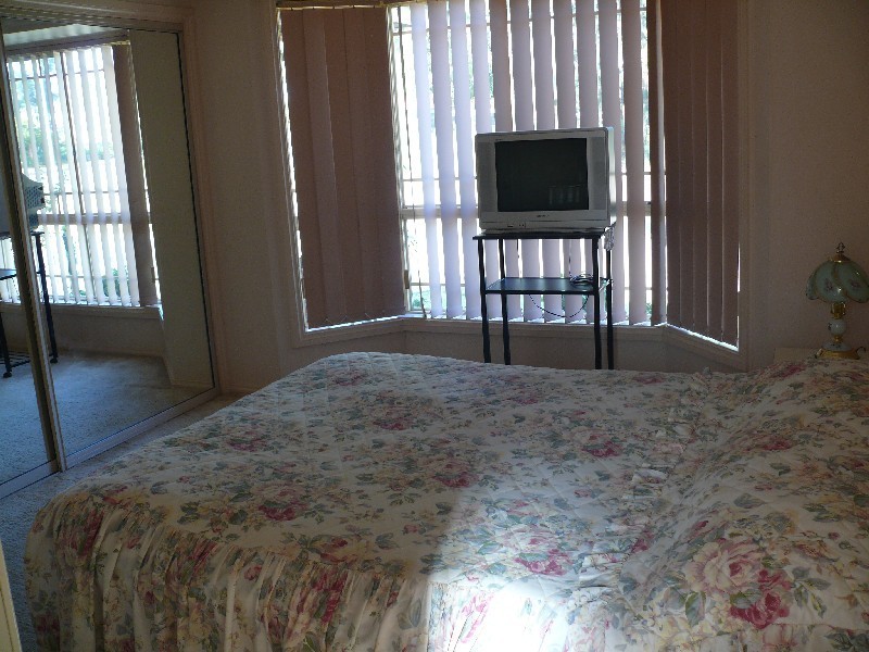 Wattle Grove NSW 2173