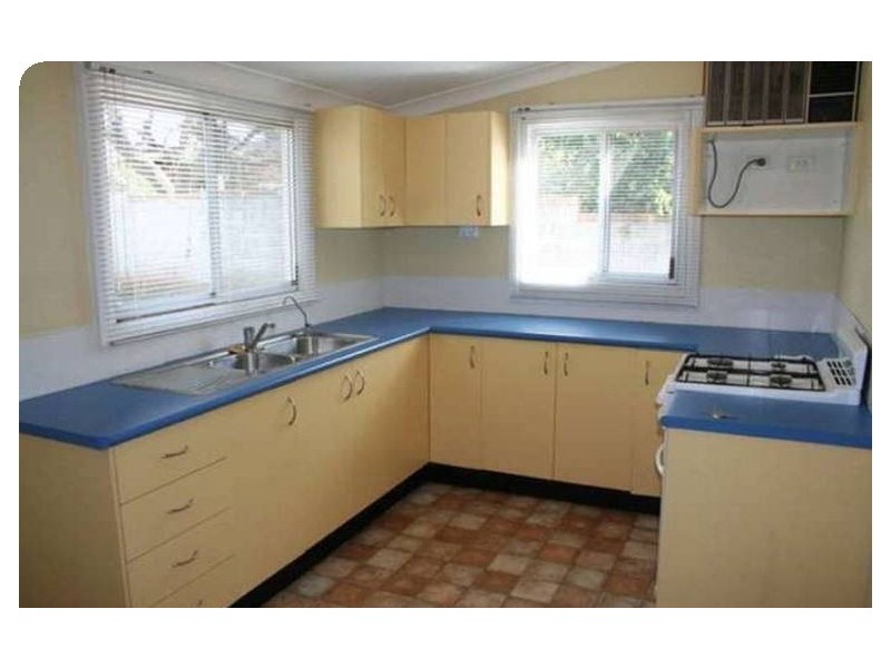 82  Walder Rd, Hammondville NSW 2170