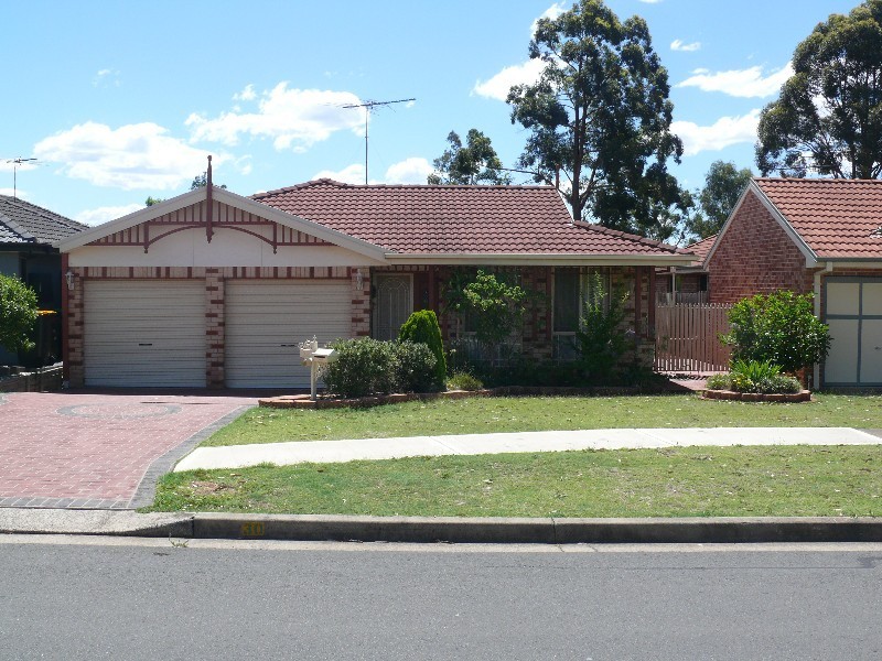 Wattle Grove NSW 2173