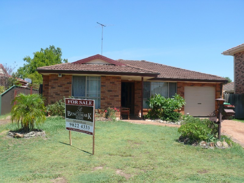 Wattle Grove NSW 2173