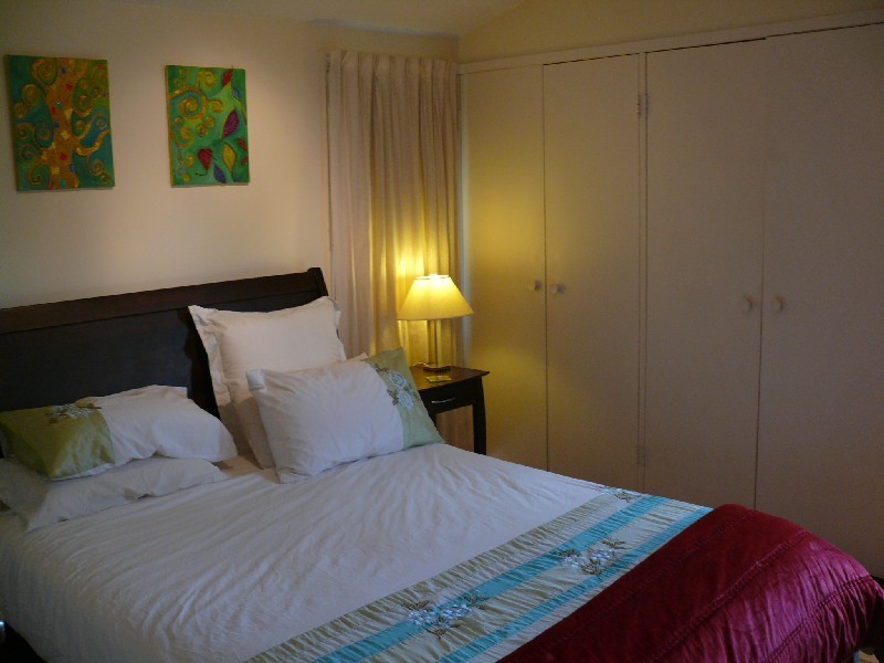 72 Gal Cres, Moorebank NSW 2170