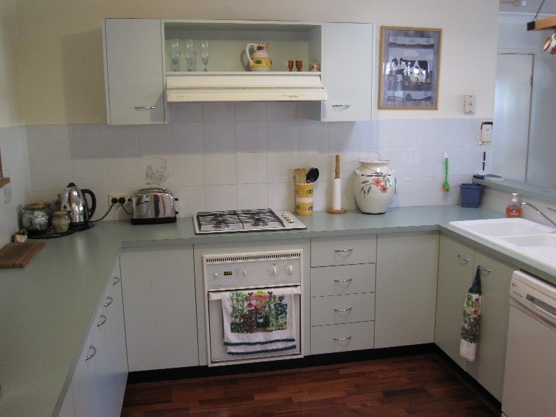 Wattle Grove NSW 2173