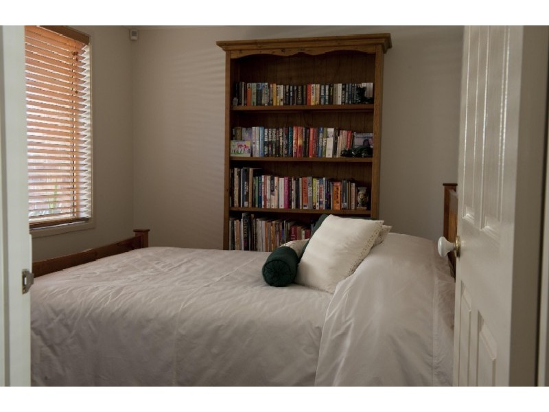 19 Bundarra, Wattle Grove NSW 2173