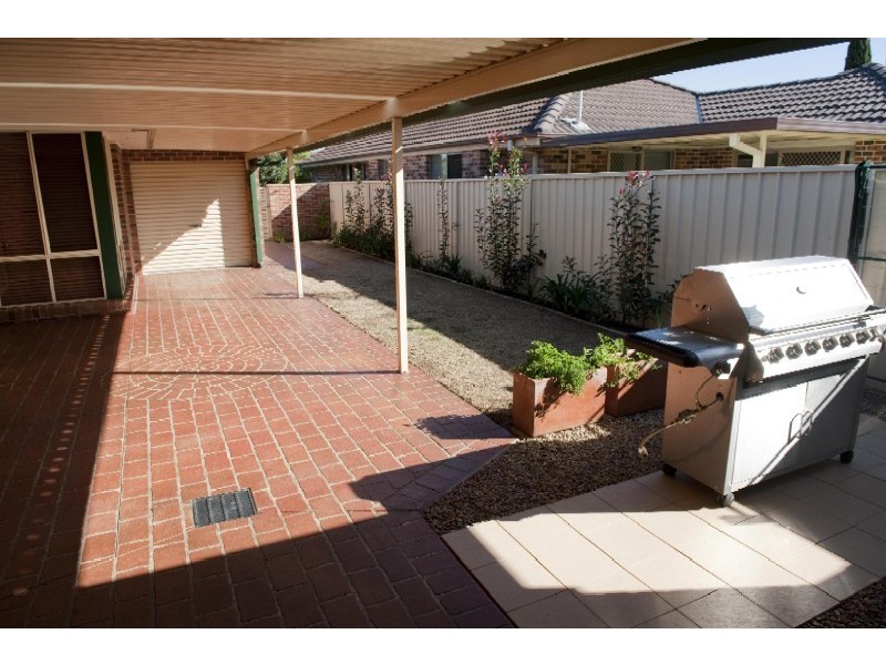 19 Bundarra, Wattle Grove NSW 2173