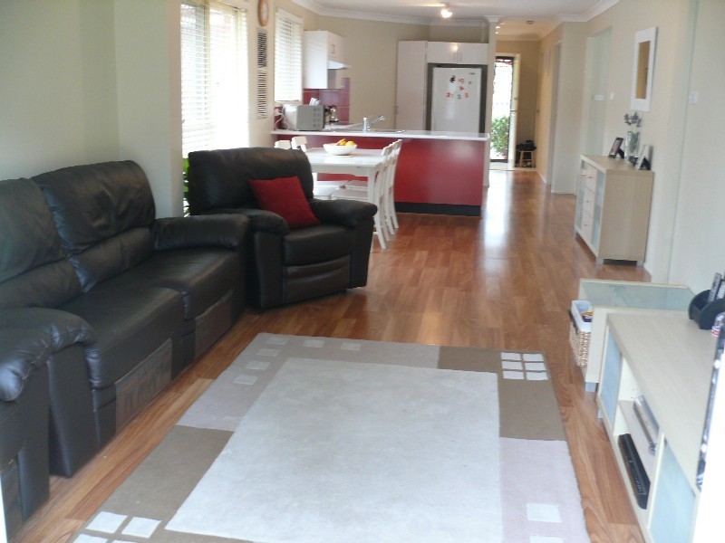 132A Renton Ave, Moorebank NSW 2170