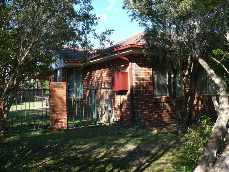 Wattle Grove NSW 2173