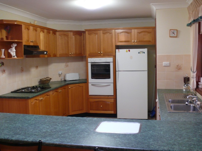 Wattle Grove NSW 2173