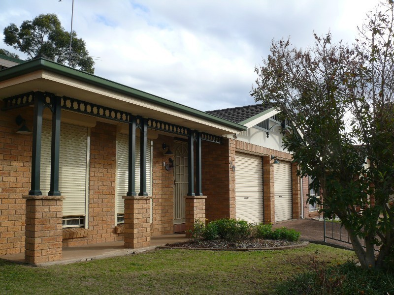 Wattle Grove NSW 2173