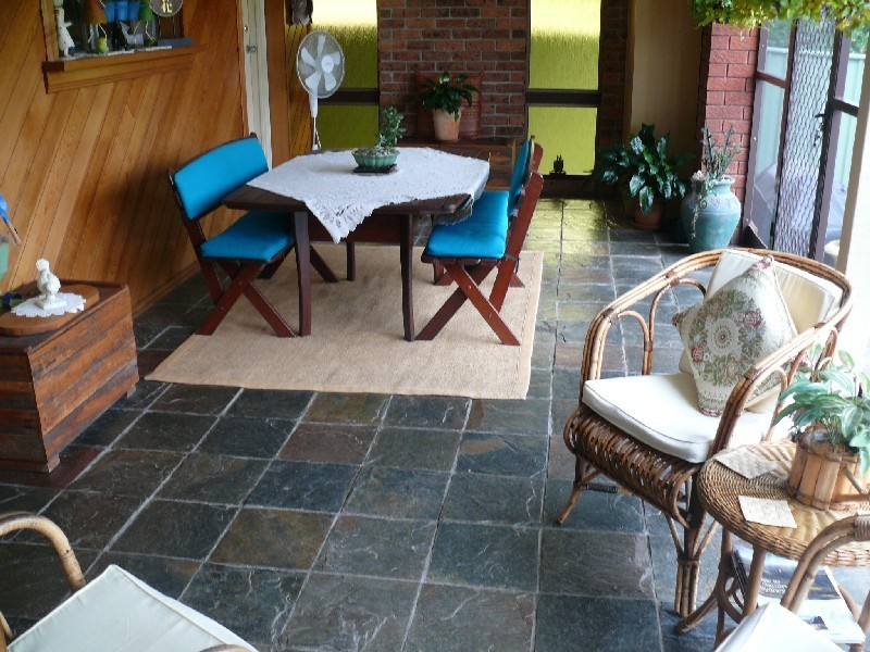 6 Flanagan Ave, Moorebank NSW 2170