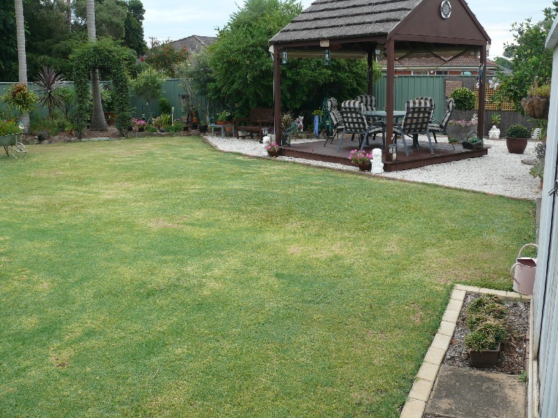 6 Flanagan Ave, Moorebank NSW 2170