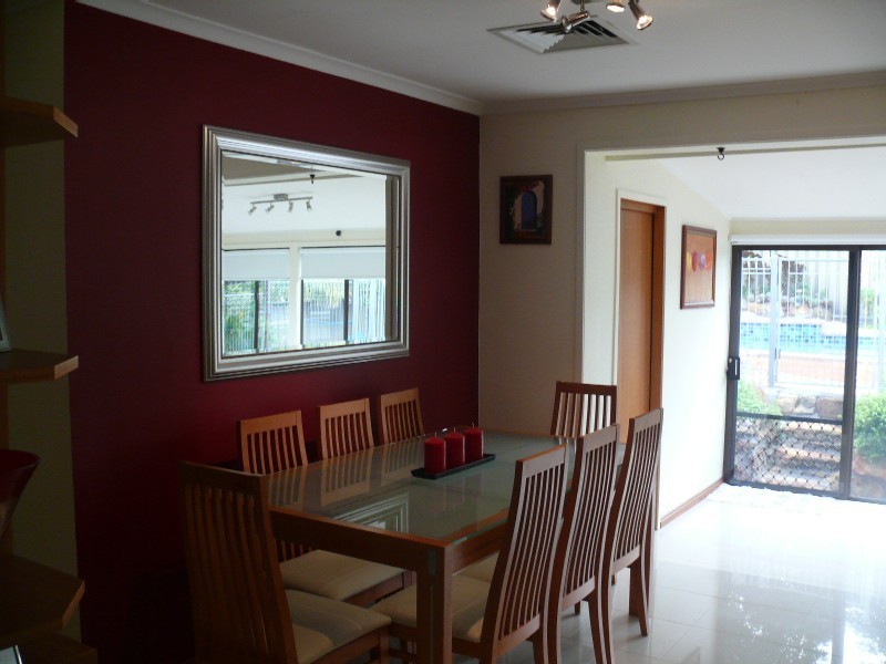 23 Gal Cres, Moorebank NSW 2170