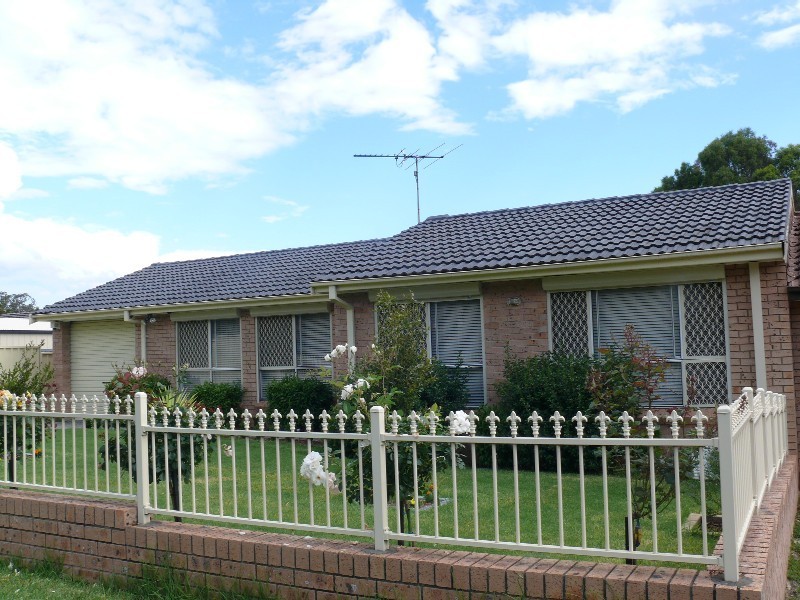 47 Woodland Park, St Helens Park NSW 2560