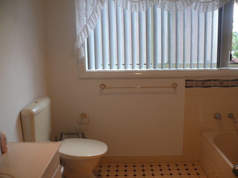 7A Swain St, Moorebank NSW 2170