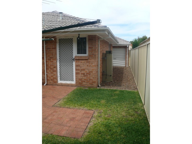 3 Kaputar Crt, Wattle Grove NSW 2173