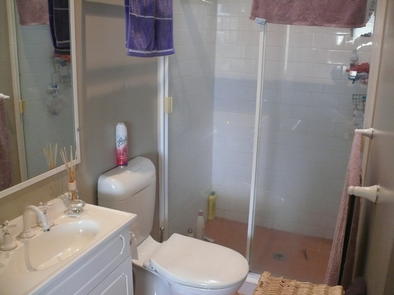 10A Shoreham Cres, Chipping Norton NSW 2170