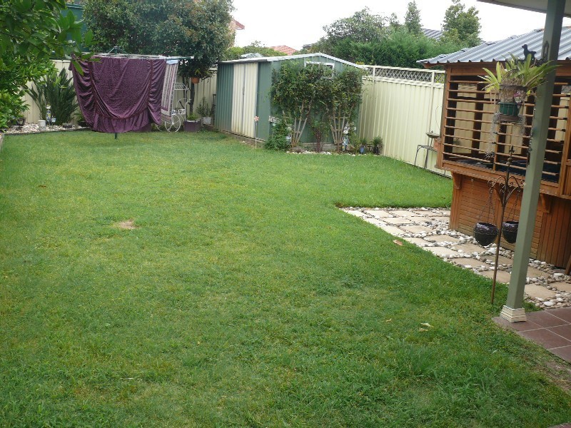 10A Shoreham Cres, Chipping Norton NSW 2170