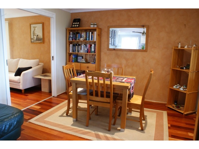 28 Ikara Cres, Moorebank NSW 2170