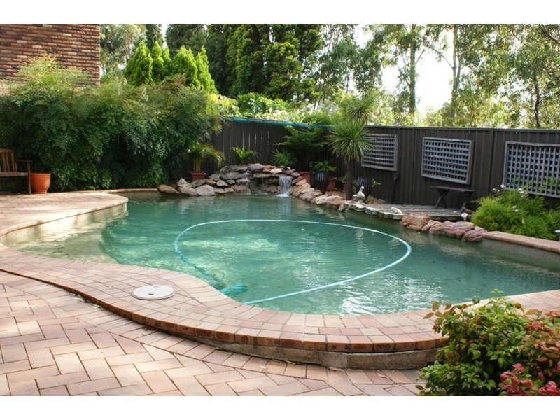 28 Ikara Cres, Moorebank NSW 2170