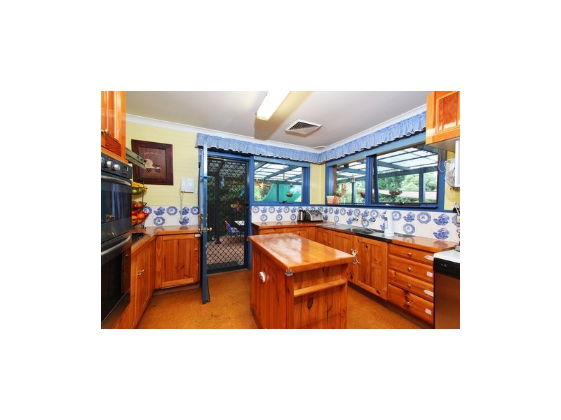 30 Paine Ave, Moorebank NSW 2170