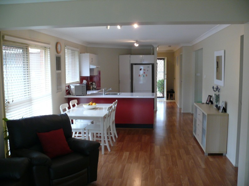 132A Renton Ave, Moorebank NSW 2170