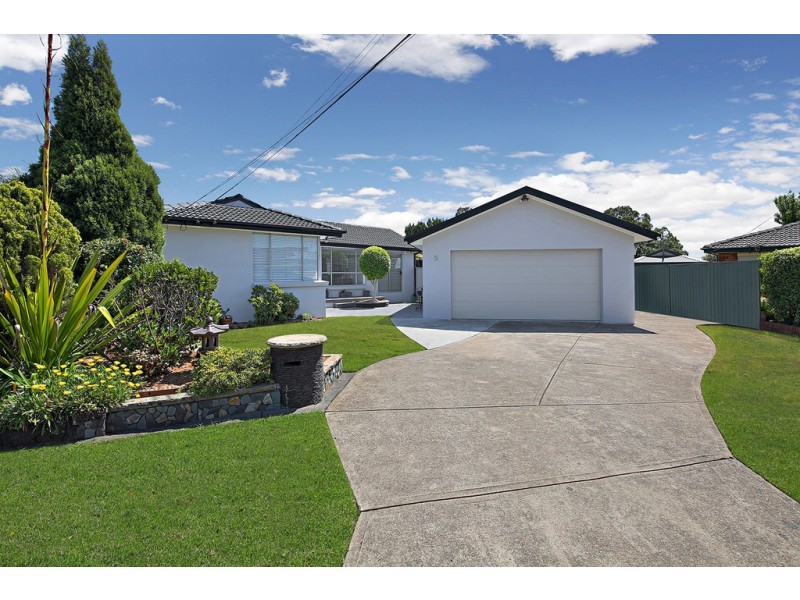 5 Rail Place, Chipping Norton NSW 2170