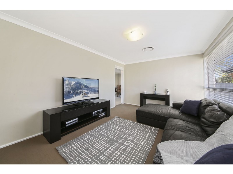 5 Rail Place, Chipping Norton NSW 2170