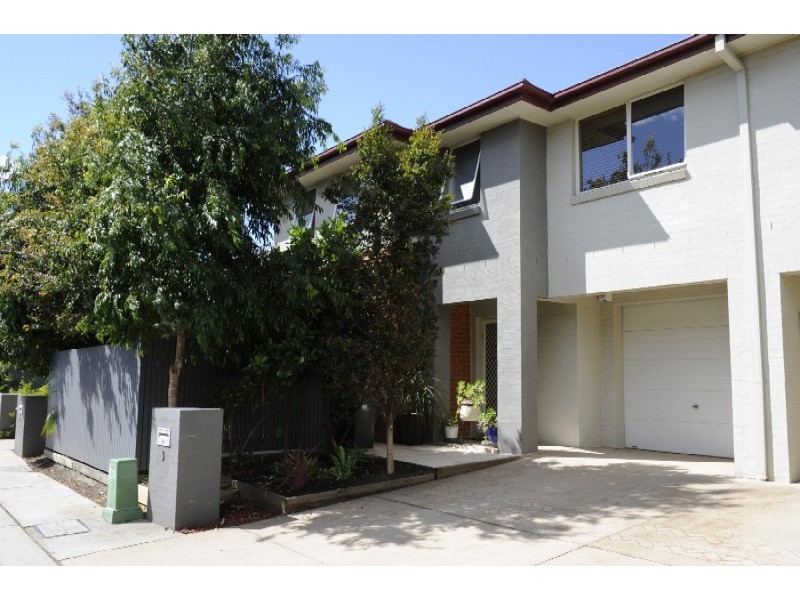 3 Howden St, Holsworthy NSW 2173