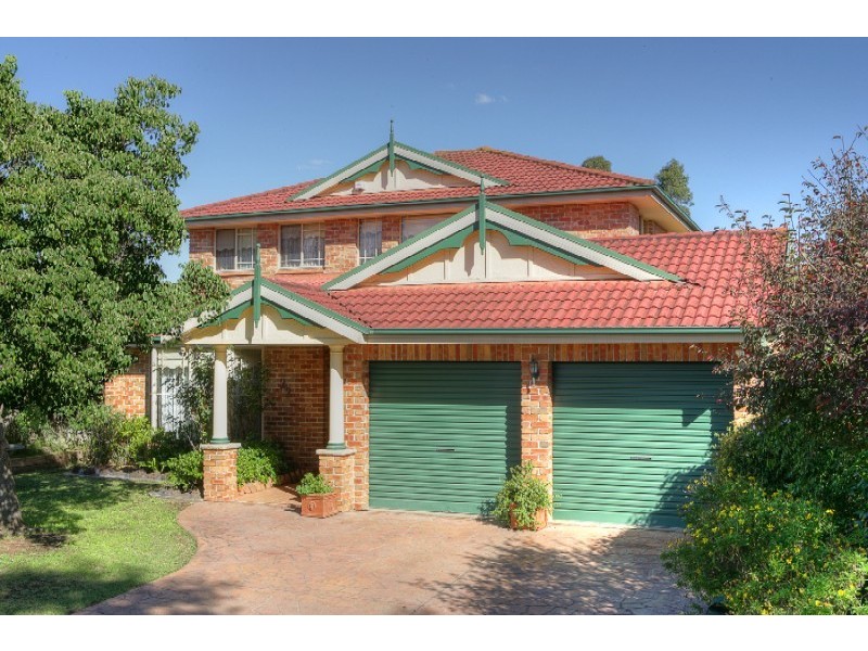 22 Castlerock Crt, Wattle Grove NSW 2173
