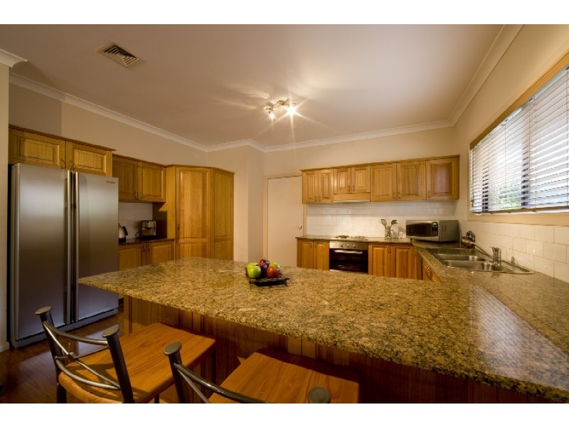 237 Epsom Rd, Chipping Norton NSW 2170