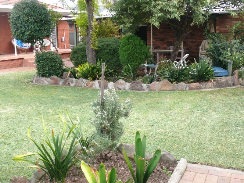 16  Dredge Ave, Moorebank NSW 2170