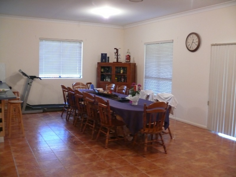 198 Cecil Rd, Cecil Park NSW 2178