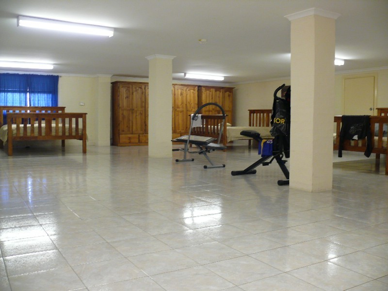 198 Cecil Rd, Cecil Park NSW 2178