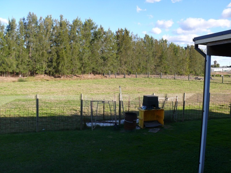 198 Cecil Rd, Cecil Park NSW 2178