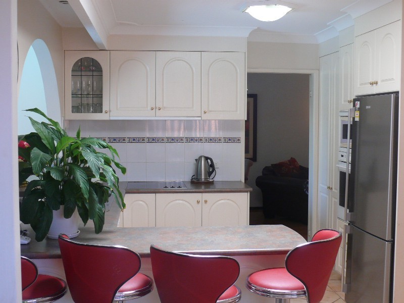 42 Craig Ave, Moorebank NSW 2170