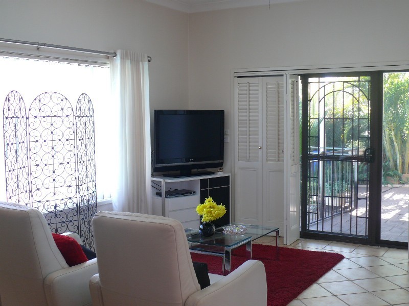 42 Craig Ave, Moorebank NSW 2170