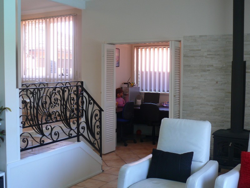 42 Craig Ave, Moorebank NSW 2170