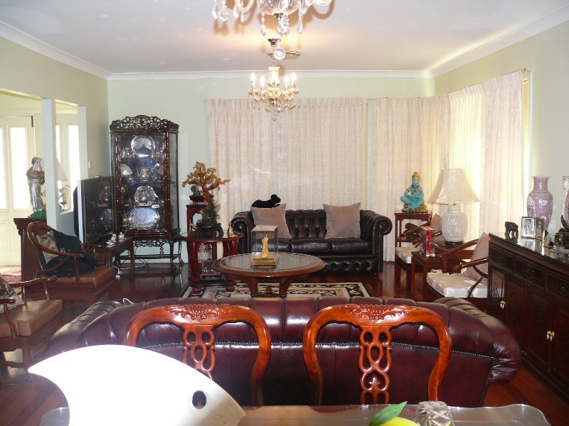 18 Epsom Rd, Chipping Norton NSW 2170