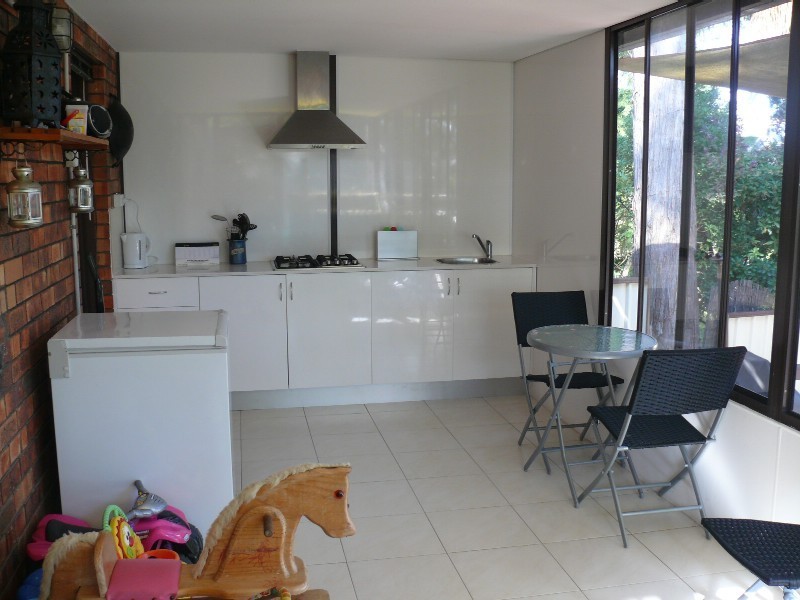 65 St Georges Cres, Sandy Point NSW 2172