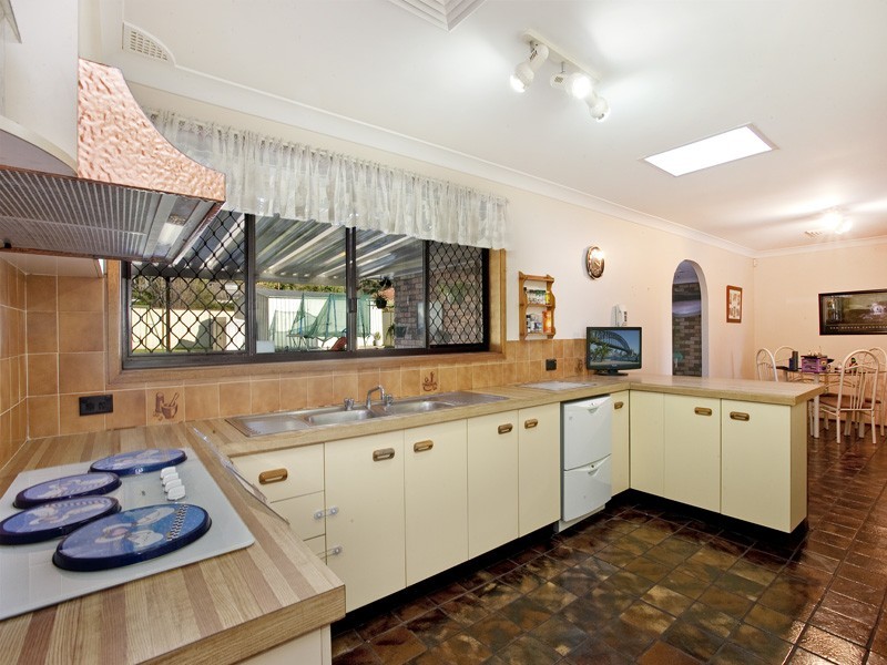 74 Clyde Ave, Moorebank NSW 2170