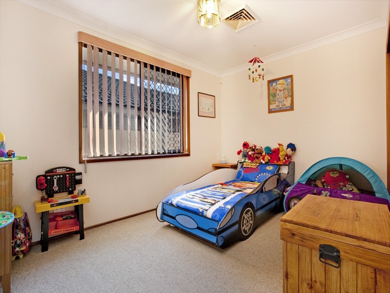 74 Clyde Ave, Moorebank NSW 2170