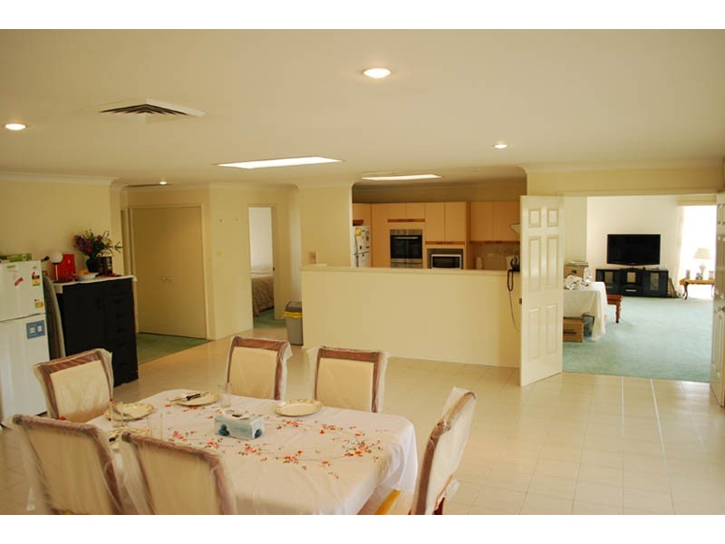 180 Longstaff Ave, Chipping Norton NSW 2170