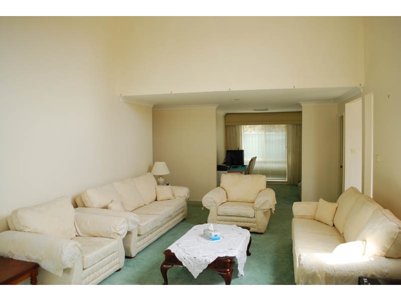 180 Longstaff Ave, Chipping Norton NSW 2170