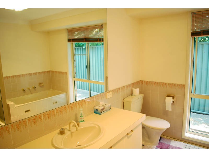 180 Longstaff Ave, Chipping Norton NSW 2170