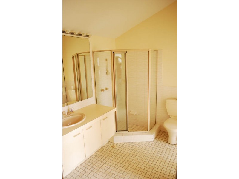 180 Longstaff Ave, Chipping Norton NSW 2170