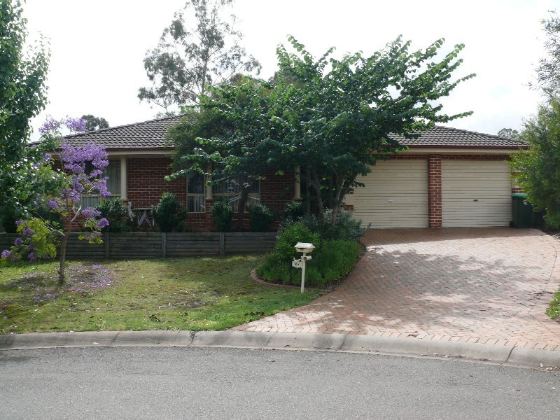 Wattle Grove NSW 2173