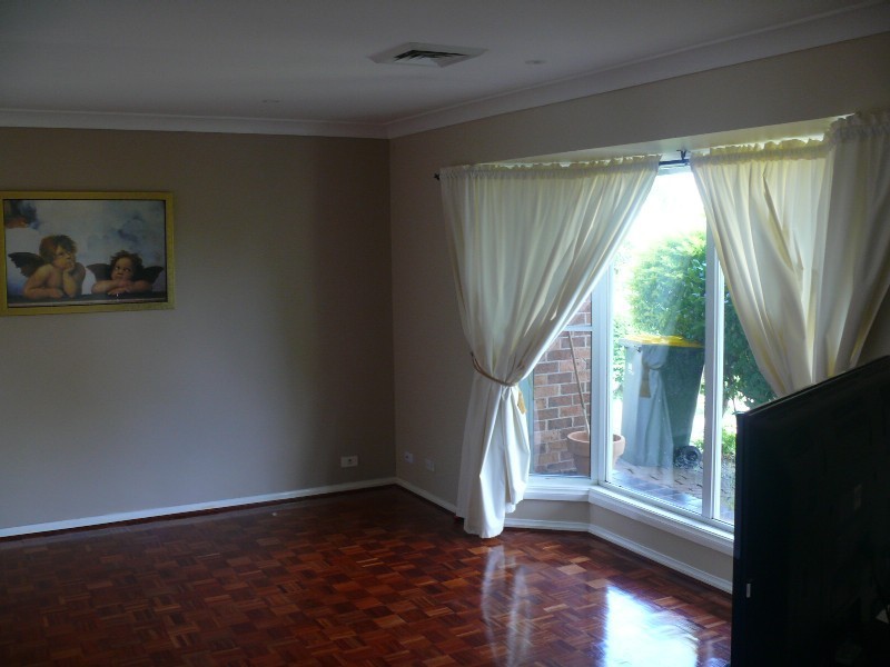 14 Malinya Crescent, Moorebank NSW 2170