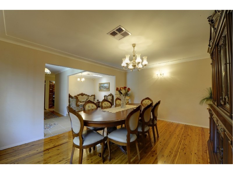 Chipping Norton NSW 2170