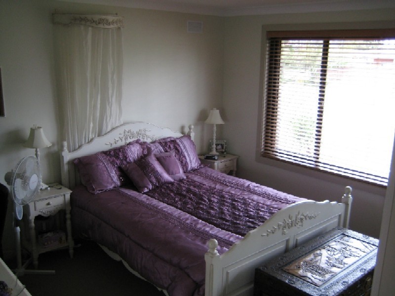 1 Metcalfe Avenue, Moorebank NSW 2170